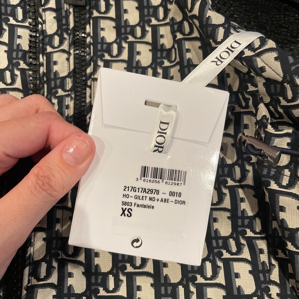 CHRISTIAN DIOR VEST - Picture 4 of 6